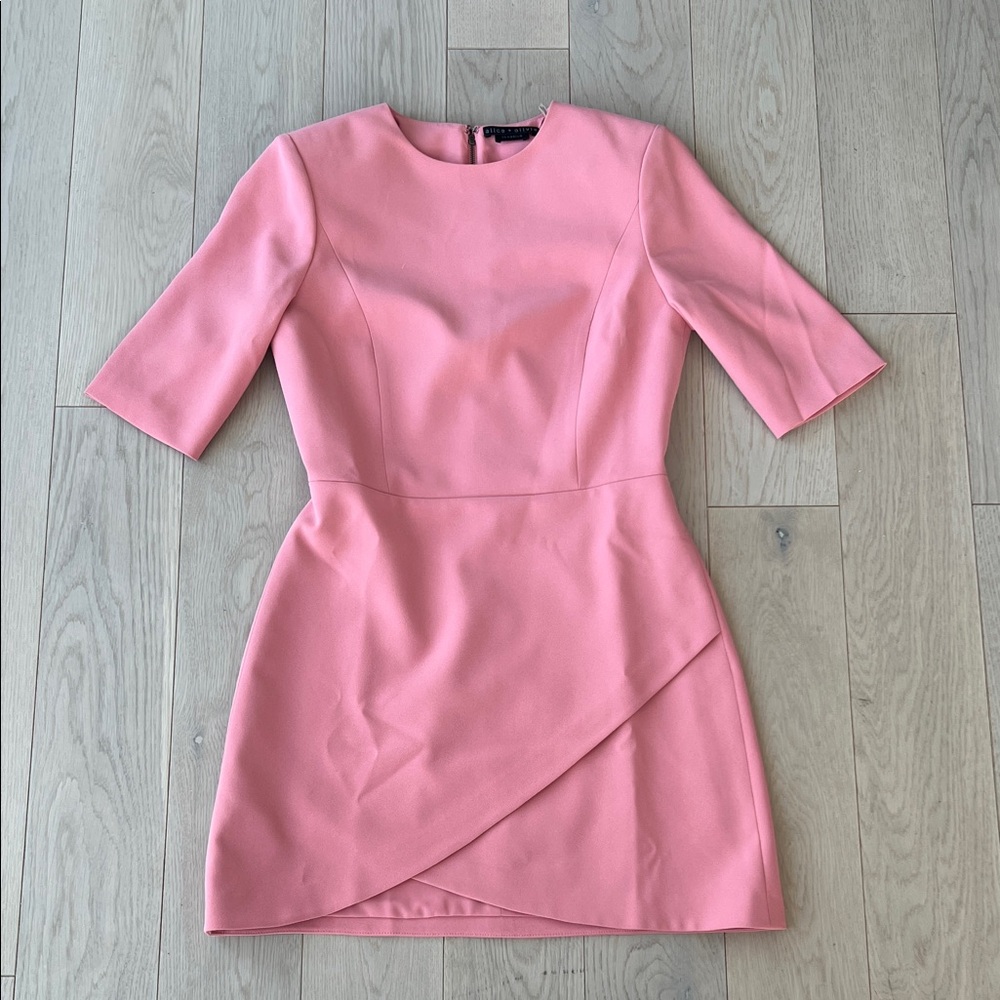 Alice + Olivia Calista Dress in Rose